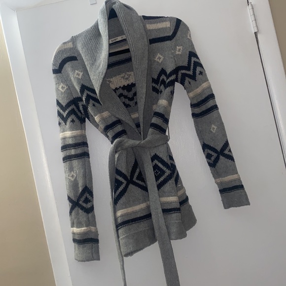 Geometric Knit Cardigan old navy ski wrap cardigan - Picture 3 of 4